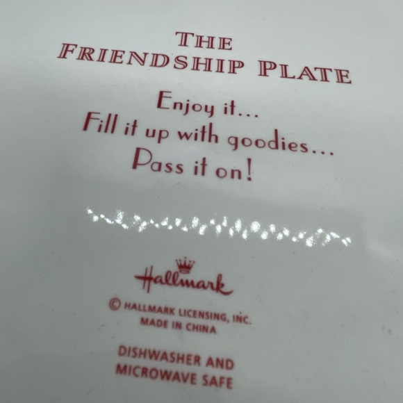 Christmas ~The Friendship Plate by Hallmark Vintage 12.5" wide - Picture 6 of 10